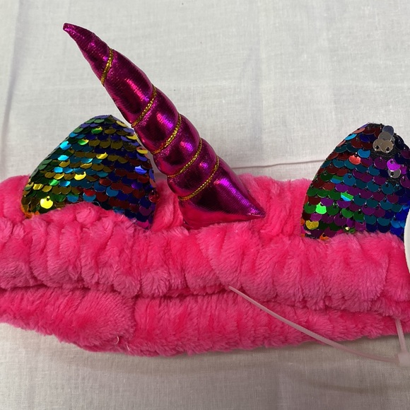 Magic Girl Beauty Headband Softest Plush Bath and Spa Cleansing Make up HOT PINK - Picture 3 of 4